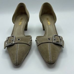 Prada Buckle suede block heels. Color Deserto, size 37.5